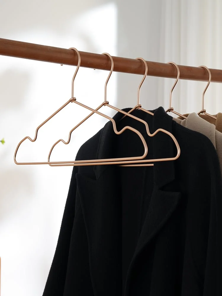 Space Saving Hangers 41.5cm (16.3″) | Fanan